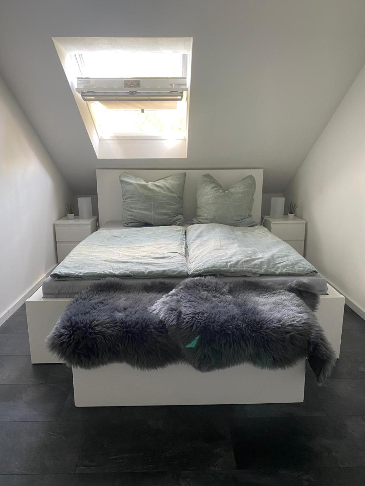 Ferienwohnung Am Stadtpark Кемниц Екстериор снимка